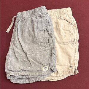 Katin Men's Gray and Cream Flat Front Shorts